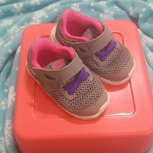 Adorable Nike Little Girls Shoes!