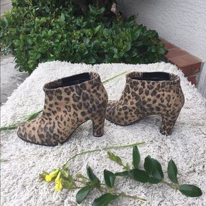 Women's leopard booties