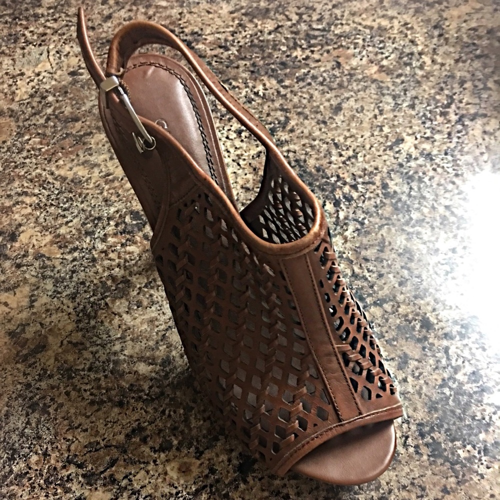 Gianni Bini Mesh Heel