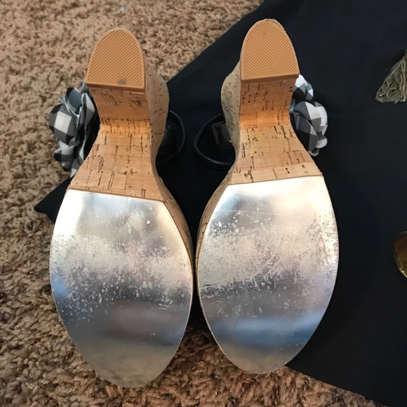 👠BEBE Leah Cork Wedge Shoes SOLD OUT👠 - Picture 4 of 6