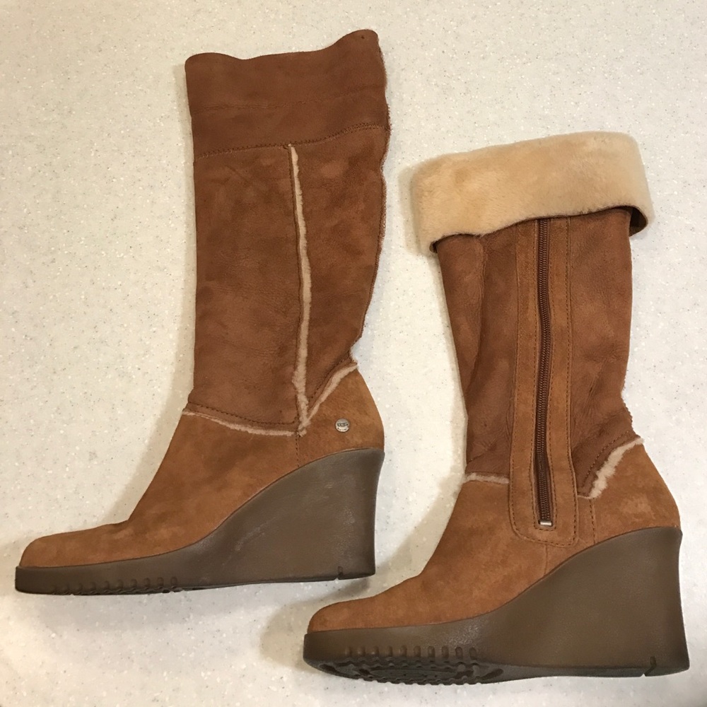 Ugg Sandra Boots (size 7) used