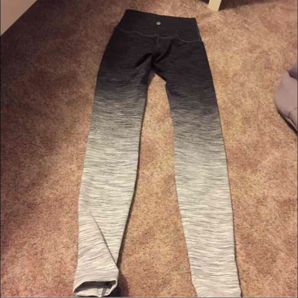 Limited edition lululemon Wunder unders *SALE - Picture 2 of 3