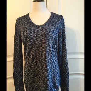 Liz Claiborne Spring V Neck Sweater