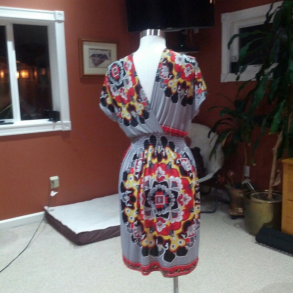 Second skin multi-colored patterened dress - Picture 3 of 6
