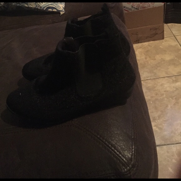 Booties - Picture 3 of 3