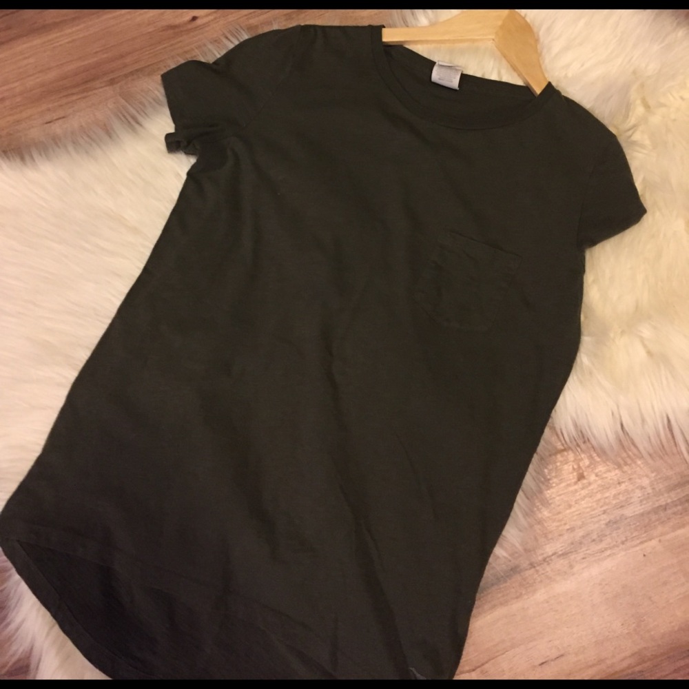 VS Green Pocket Tee