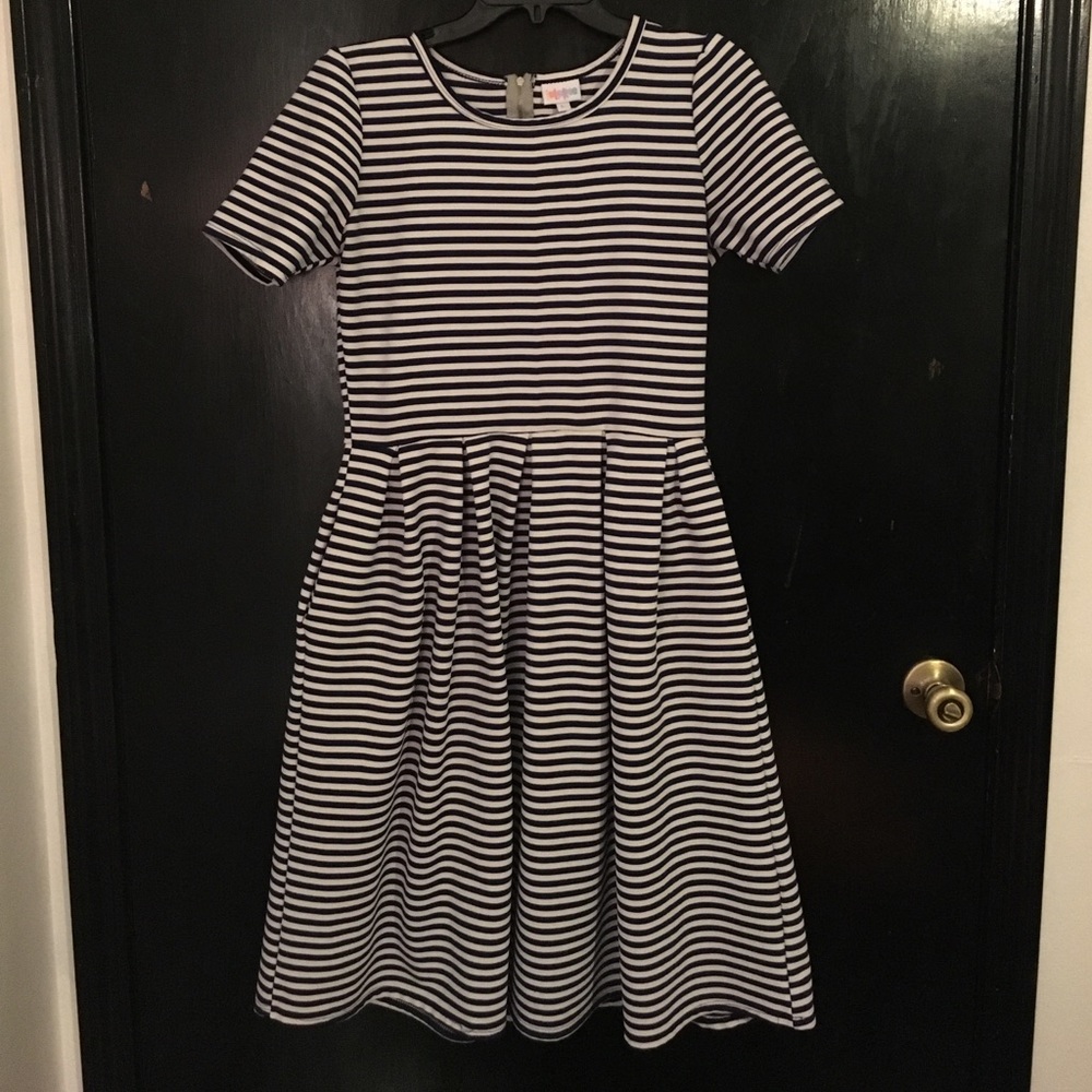 Lularoe Amelia - Large