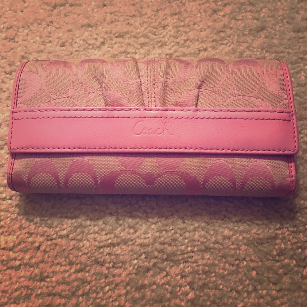 Coach wallet