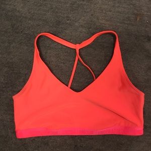 MOVING SALE :: XL Under Armor coral sports bra