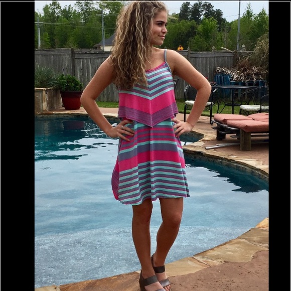 Layer Top Dress - Picture 2 of 6