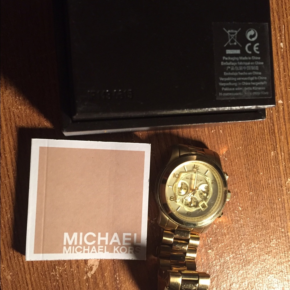 Michael kors gold watch