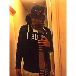 Meet your Posher, Sam