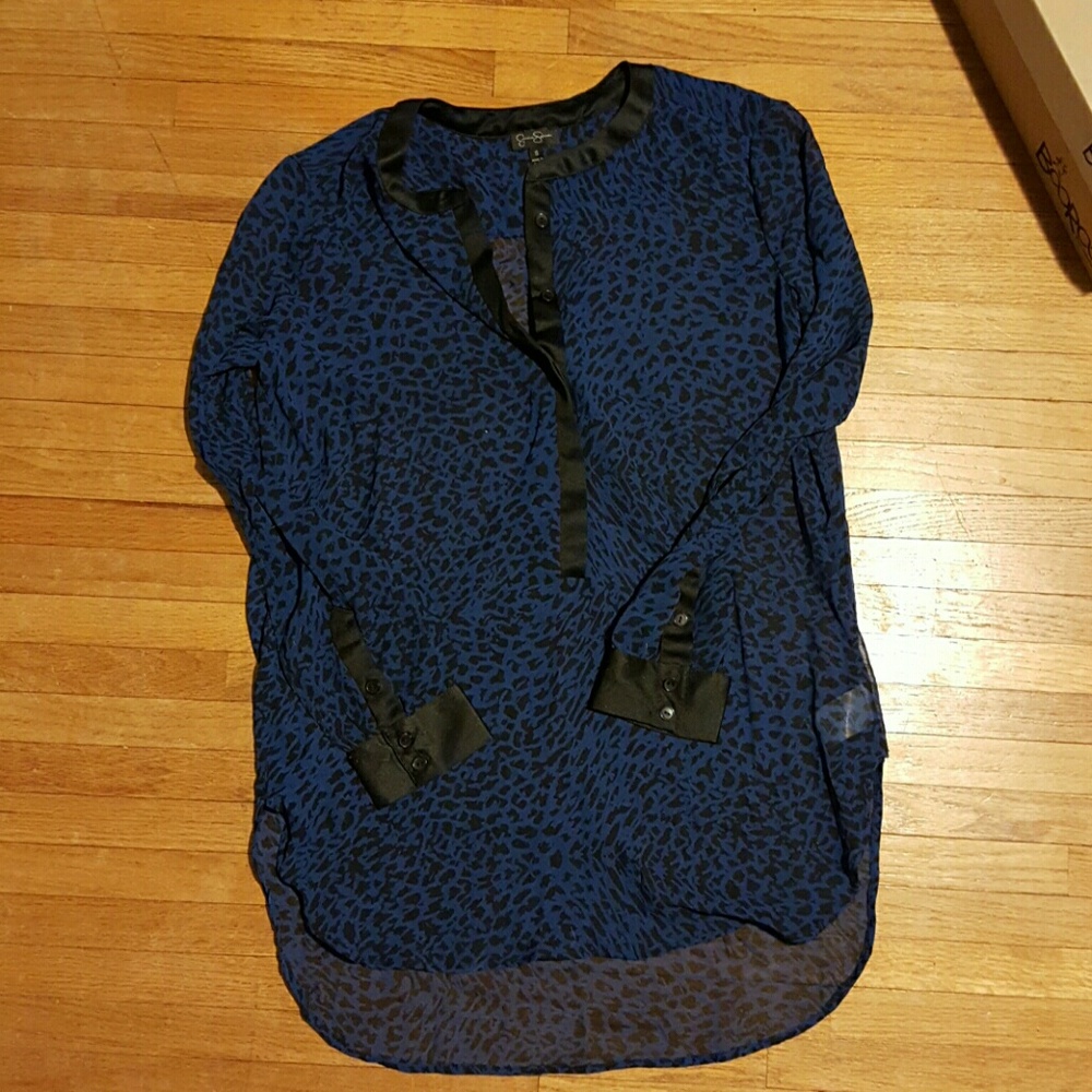 Jessica Simpson tunic