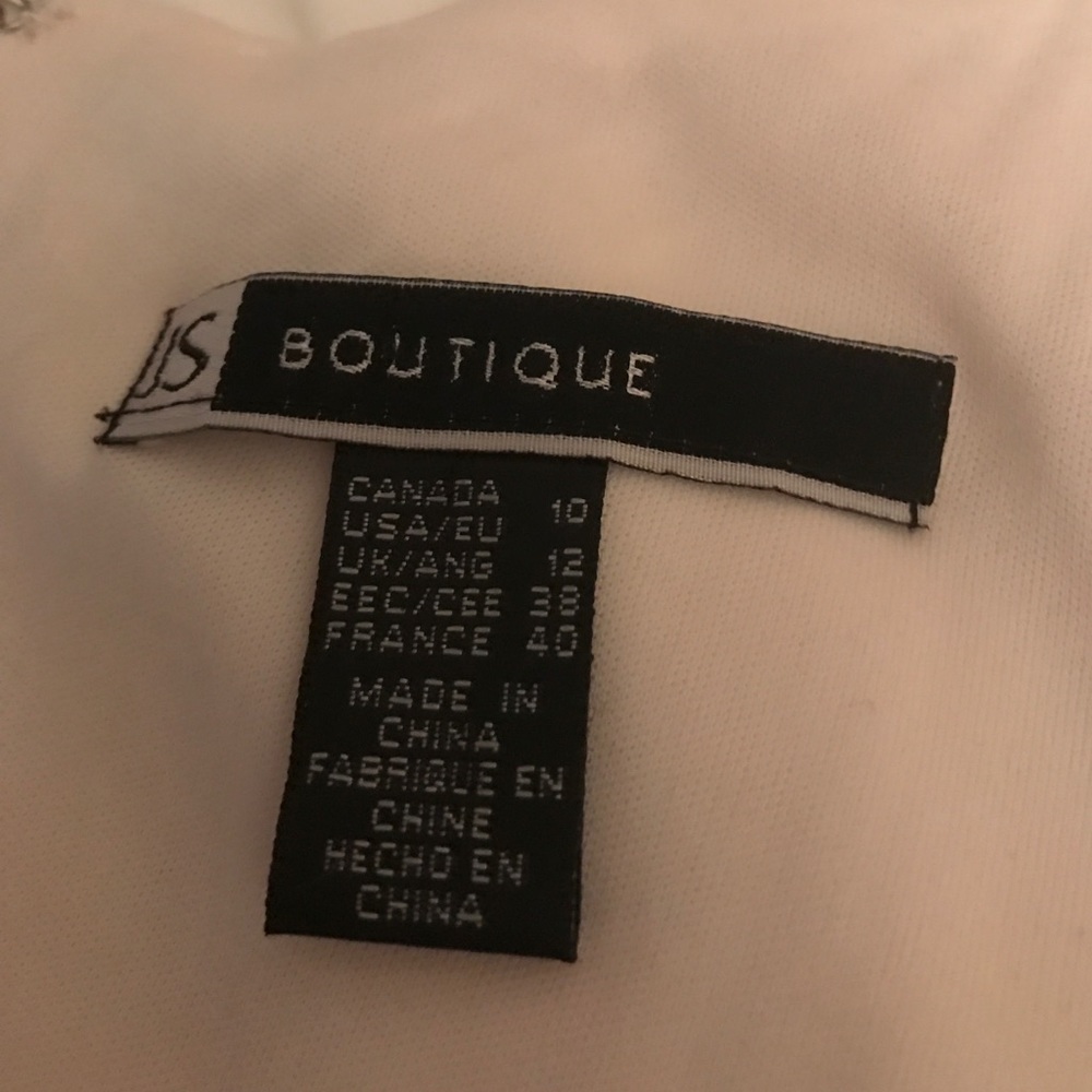 JS Boutique - Picture 4 of 4