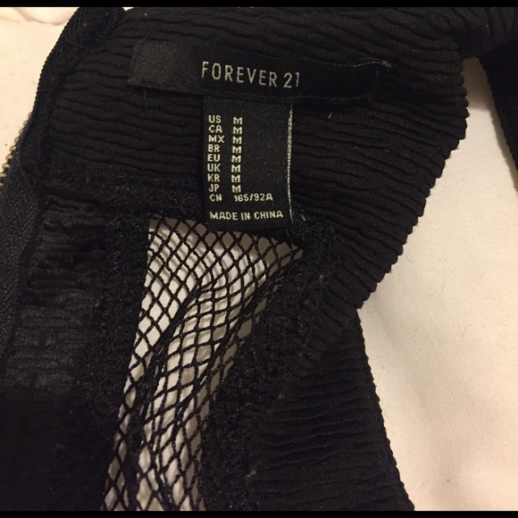 Forever 21 crop top - Picture 3 of 3