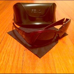 Fendi Sunglasses Brownish Red tint w/ Fendi design