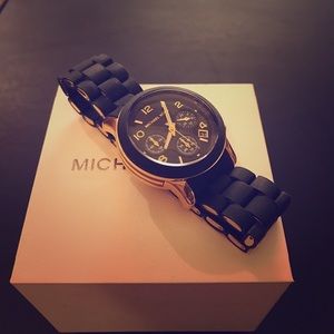 Michael Kors Watch *AUTHENTIC* NEVER WORN