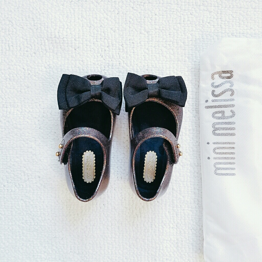 SOLD 🛇 Mini Melissa Ultragirl Bow Black Size 5