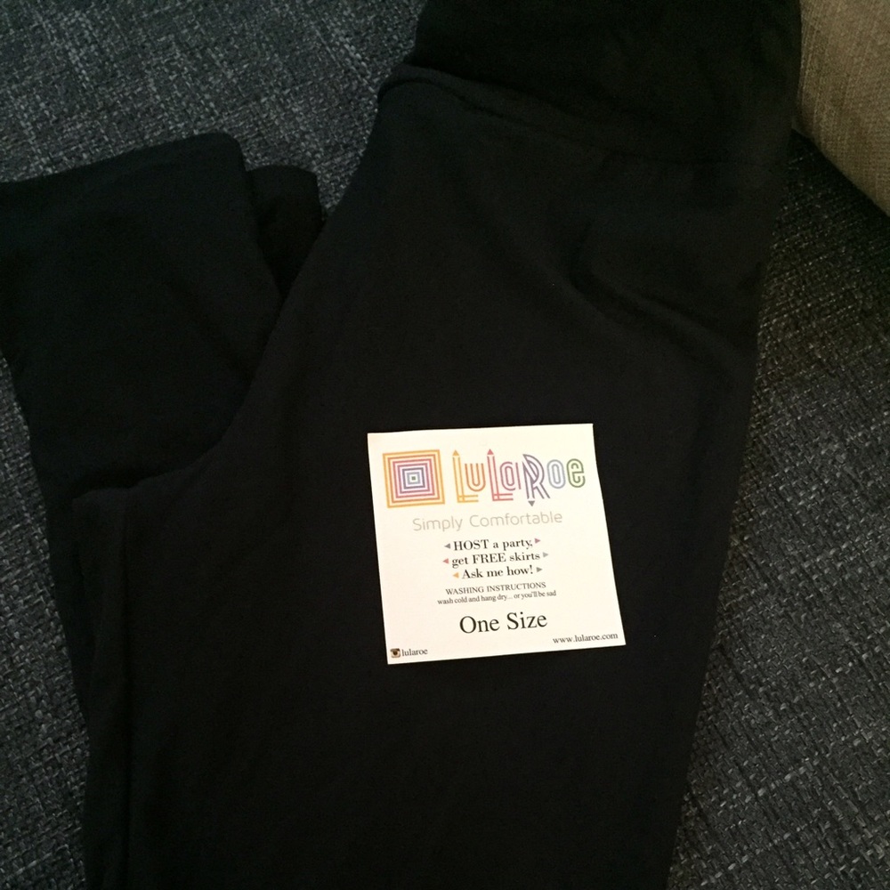 Lularoe Solid black OS leggings NWT