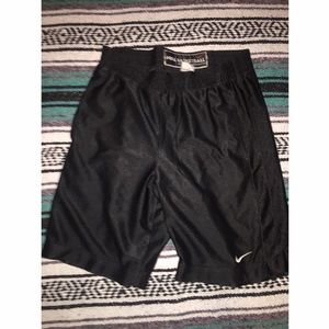 Nike Shorts (S)