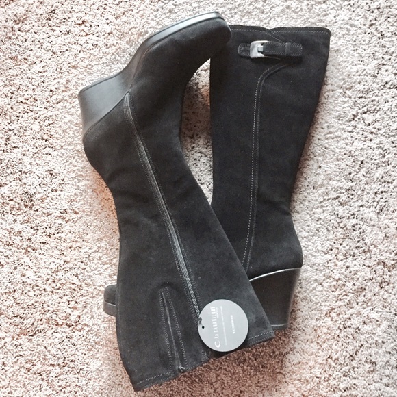 SOLD 💝NWT WATERPROOF Suede Rain Snow Dress Wedge - Picture 2 of 8