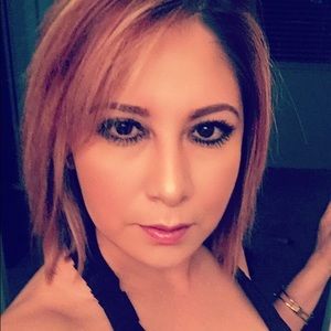 Meet your Posher, Ivonne