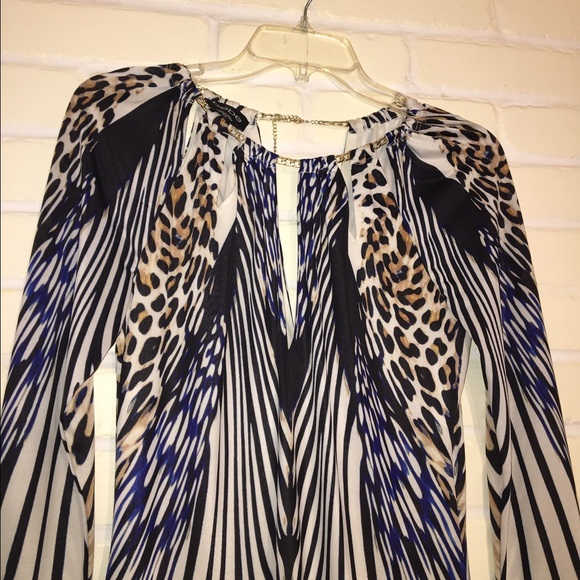 Bebe Long Sleeve Print Dress - Picture 5 of 6