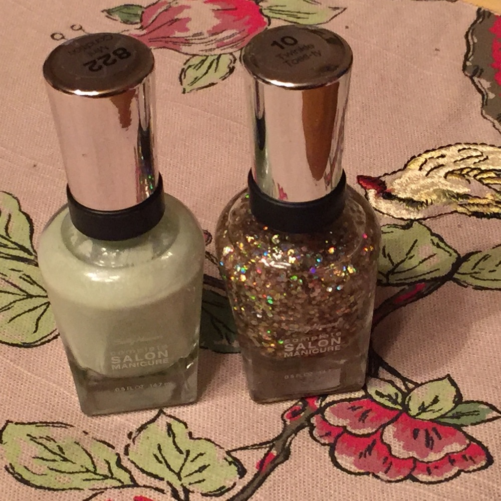 Sally's Hansen Salon Manicure -Mint & Twinkle Toes