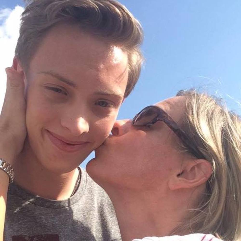 Meet your Posher, April