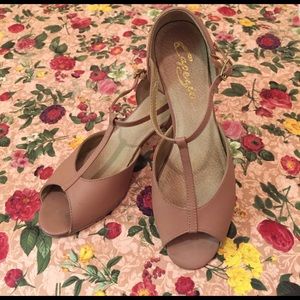 Tan Capezio T-Strap Dance Shoes Character Heels