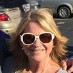 Meet your Posher, Debbie