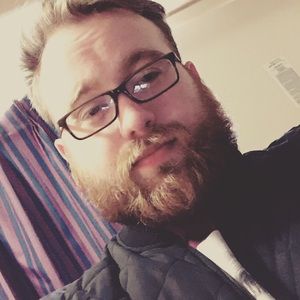 Meet your Posher, Eric