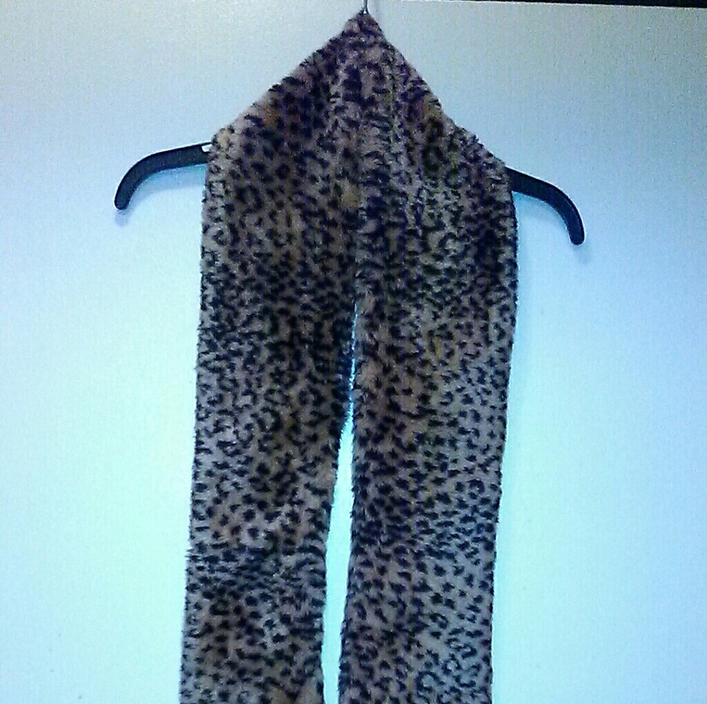 Leopard Print Scarf