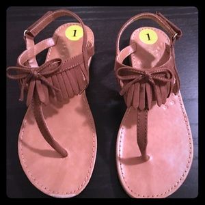 Girls moccasin sandals NWOT