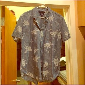 OLD NAVY HAWAIIAN SHIRT - SLIM FIT - LARGE
