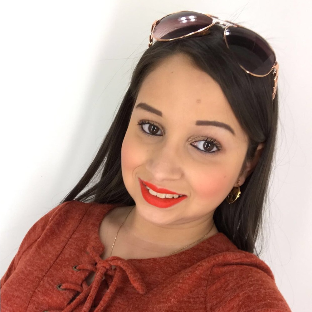 Meet your Posher, Karen