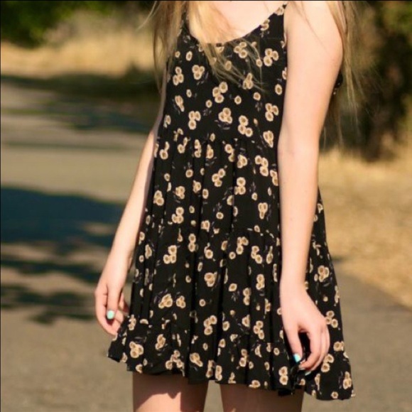 Brandy Melville Dresses & Skirts - Brandy Melville Sunflower Jada Dress, OS