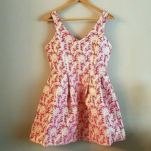 Jealous Tomato Pink/Creme Jaquard Lame