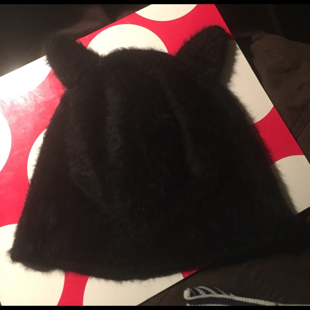 soft fuzzy hat w ears