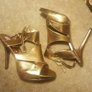 *GOOD CONDITION* Steve Madden Gladiator Sandals