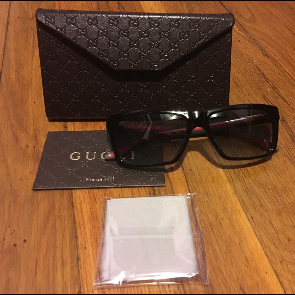 Authentic Men's Gucci Sunglasses