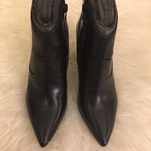Nine West Ankle Boots Size 7 NWOB