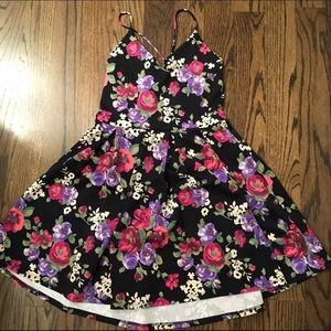 Floral print backless strappy dress worn once