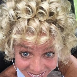 Meet your Posher, Tonia