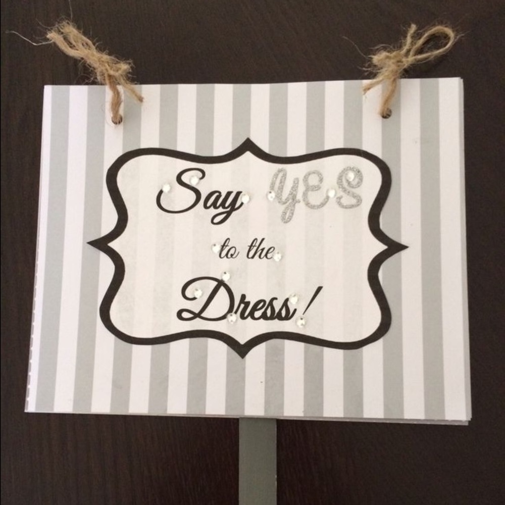 YES TO THE DRESS!