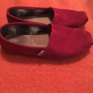 RED Corduroy Toms