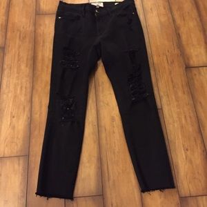 Frame Denim Black distressed jeans