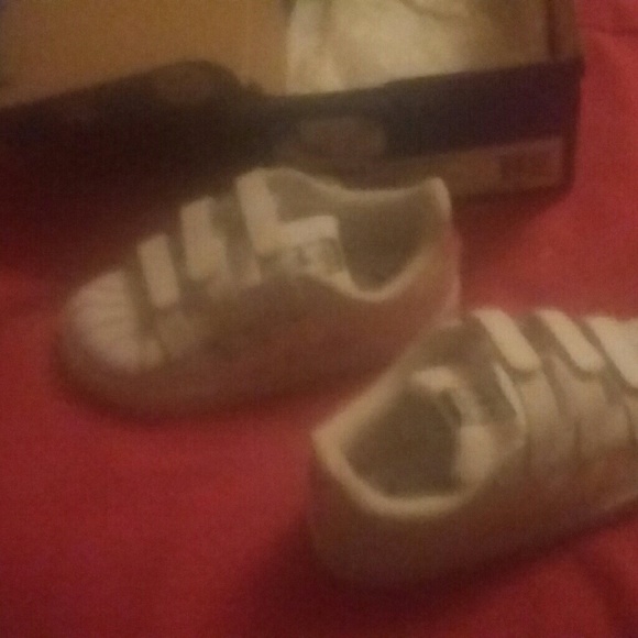 Adidas superstar classic size 10k - Picture 2 of 4