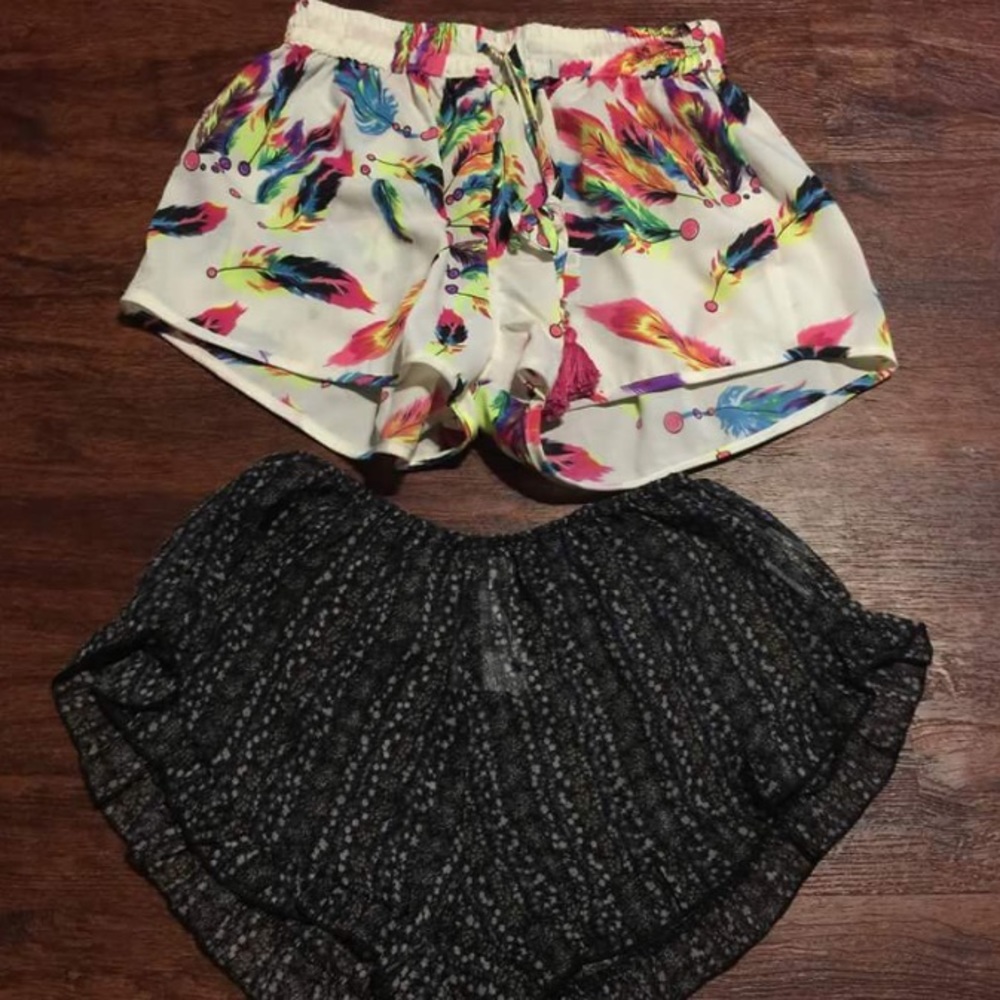 Boohoo brand and brandy Melville shorts!
