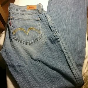Women's Levis Strauss & Company